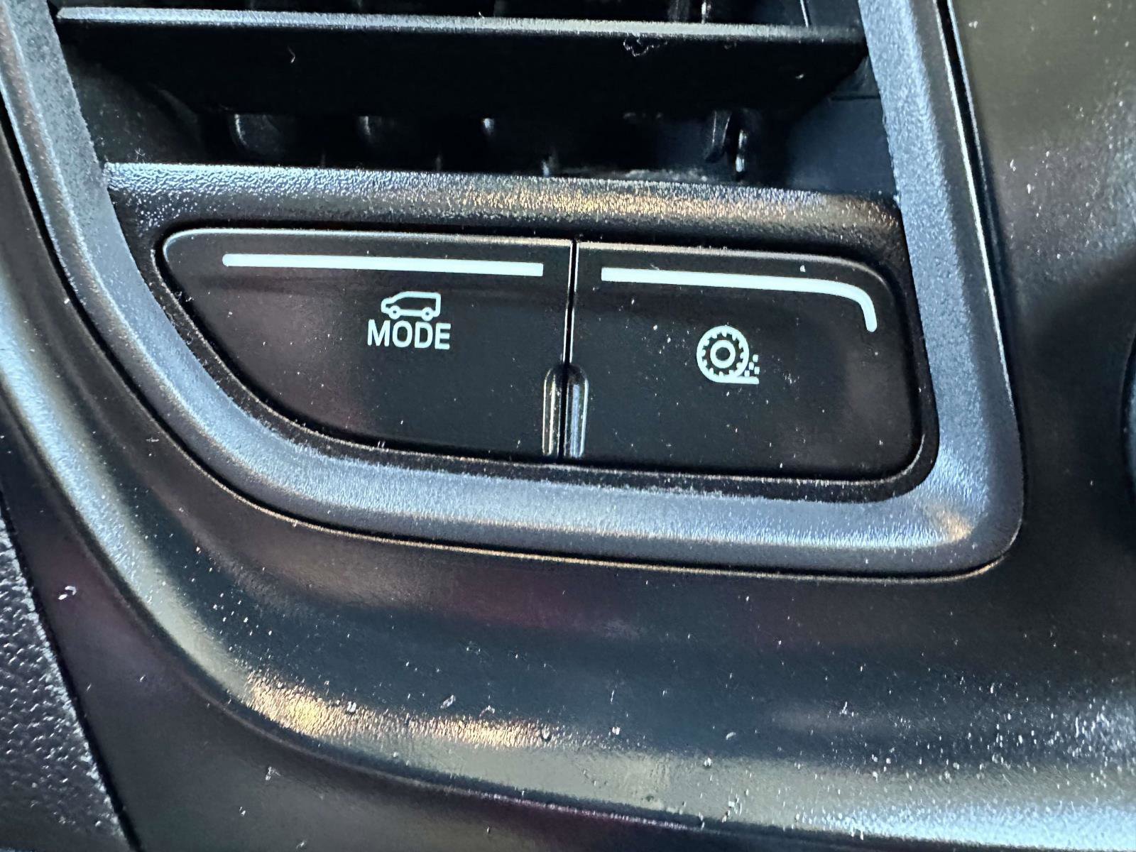 Used 2024 Ford Transit 250 Low Roof w/ Exterior Upgrade Package image 25