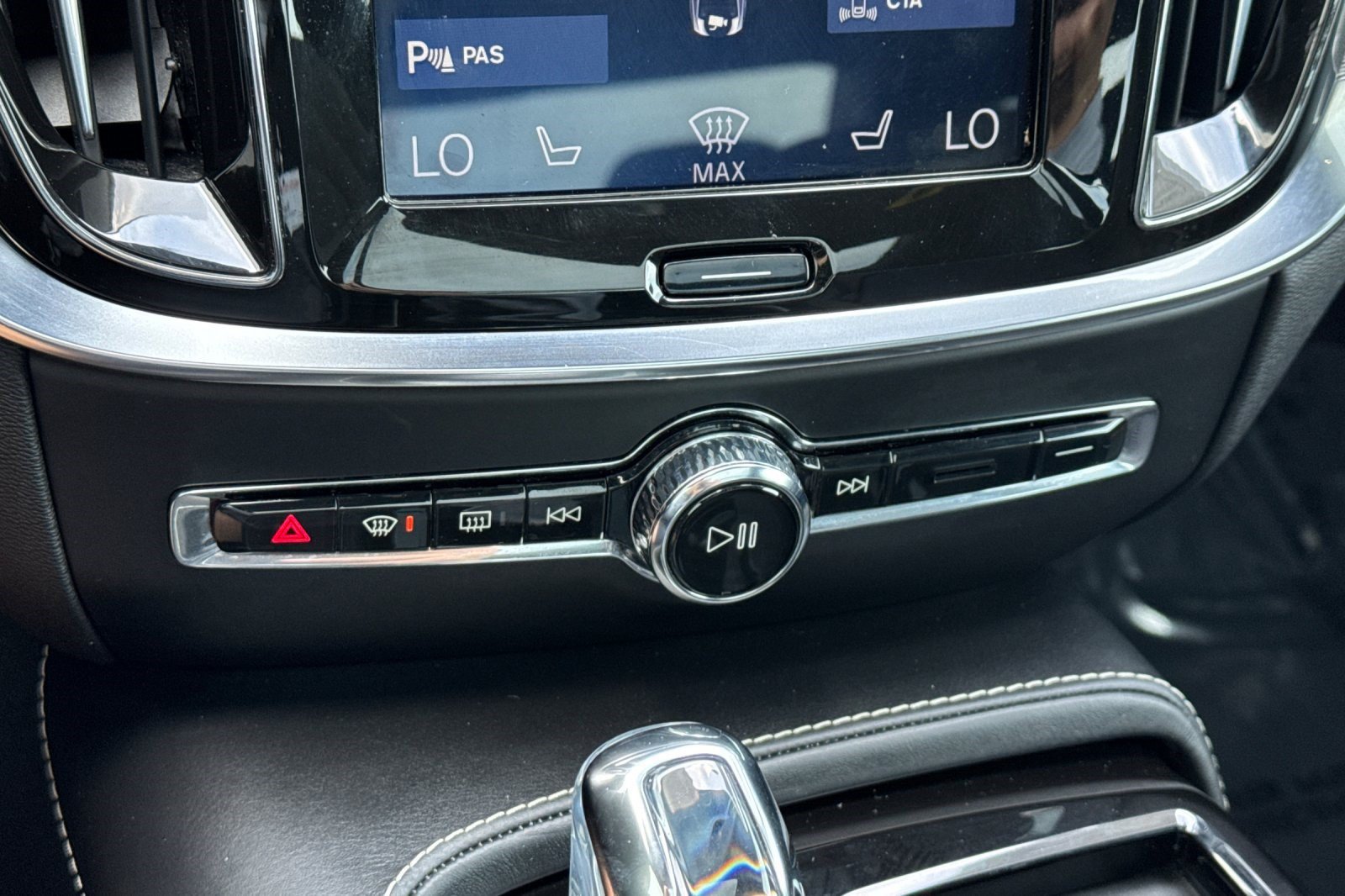 Used 2019 Volvo S60 T8 R-Design AWD/4WD image 18