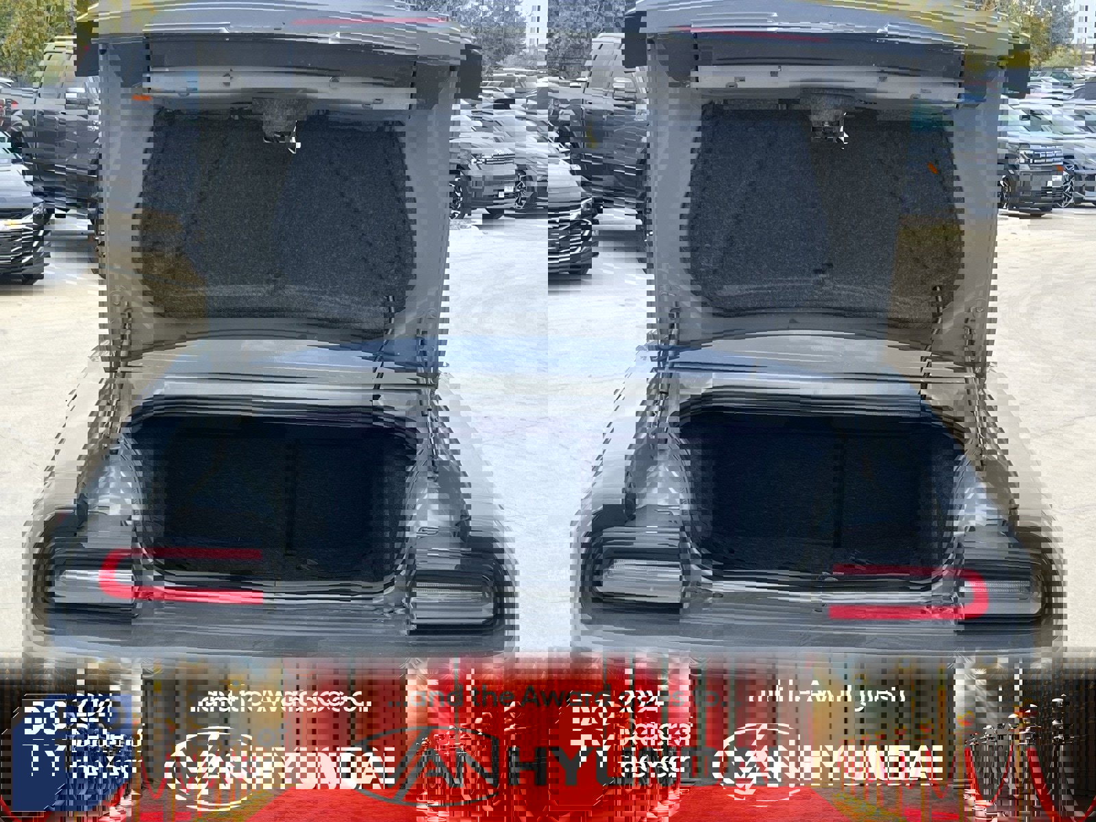 Used 2023 Dodge Challenger R/T w/ Blacktop Package image 15