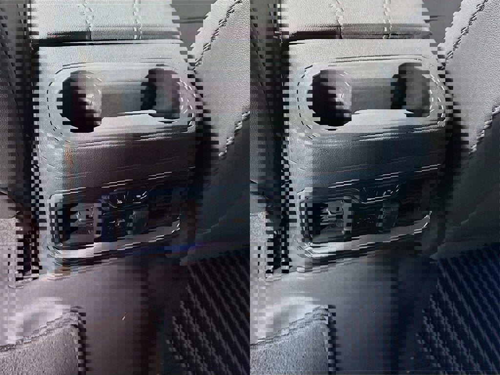 Used 2020 GMC Sierra 1500 SLT w/ SLT Premium Package image 19