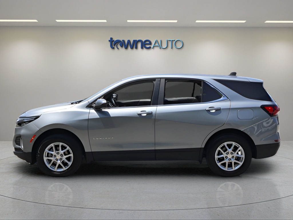 Used 2024 Chevrolet Equinox LT w/ LPO, Floor Liner Package AWD/4WD image 2
