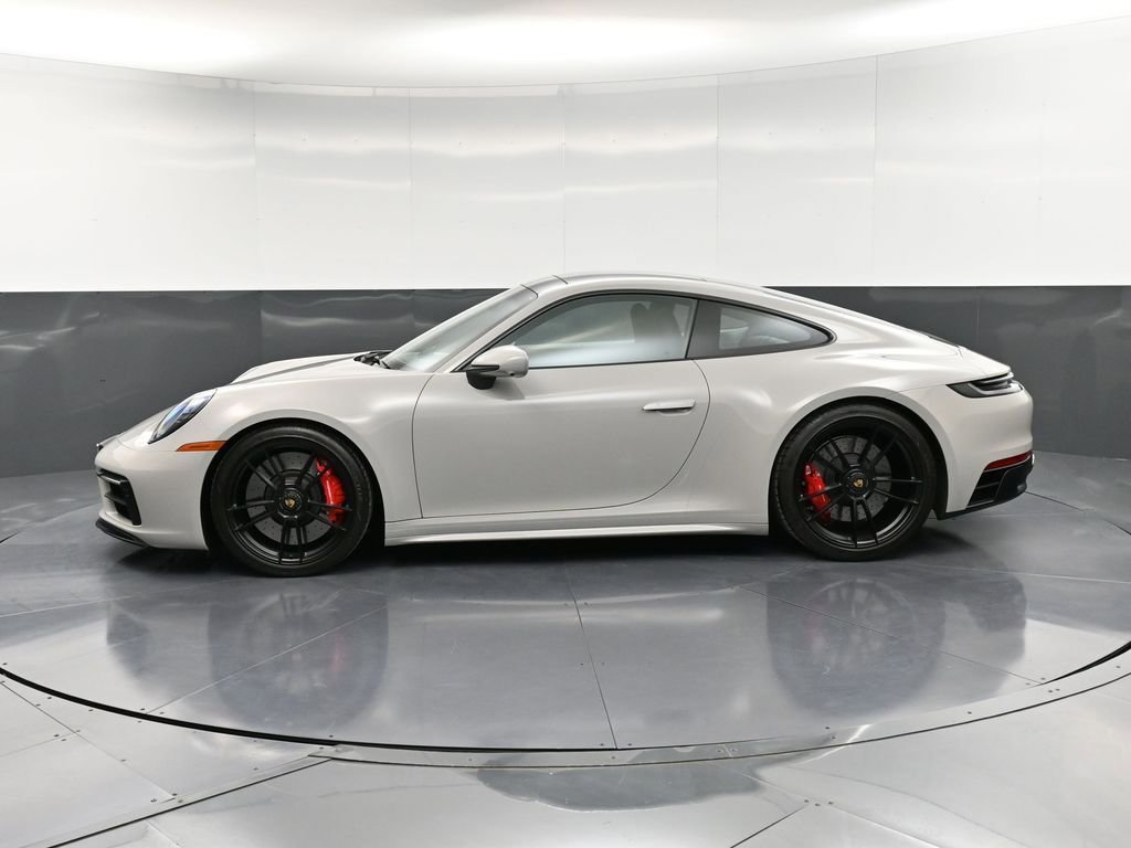Certified 2022 Porsche 911 Carrera 4 GTS image 2