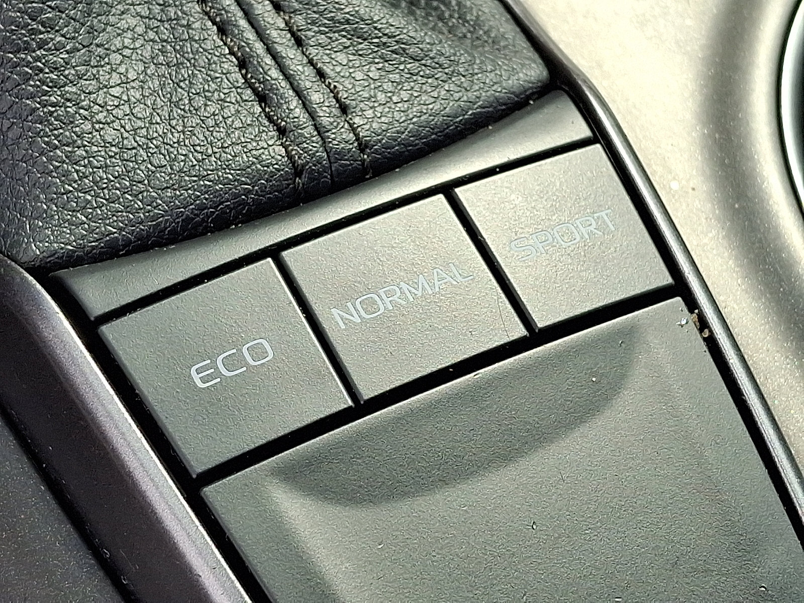 Certified 2023 Toyota Camry SE FWD image 23
