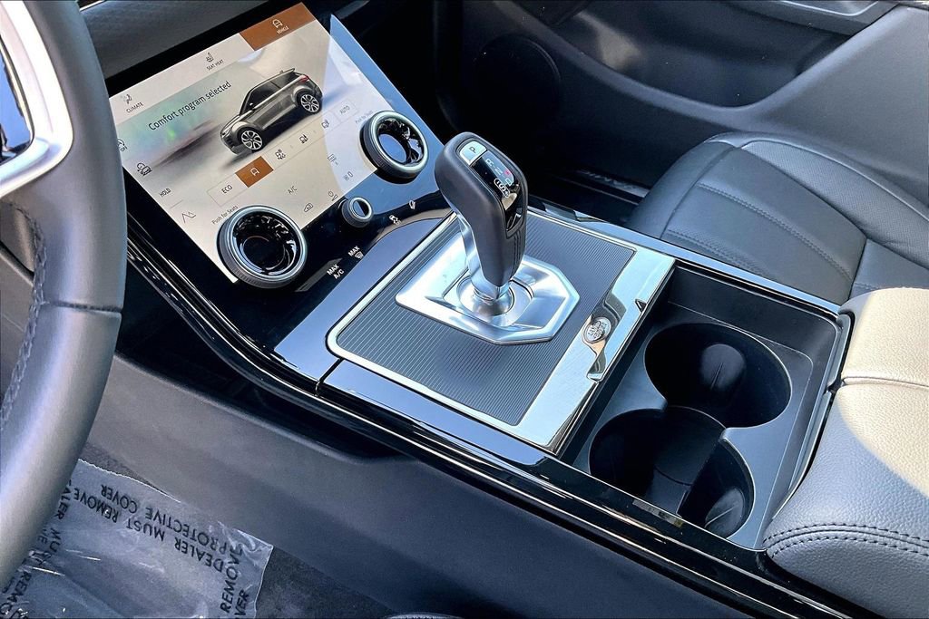 Certified 2023 Land Rover Range Rover Evoque R-Dynamic S image 16