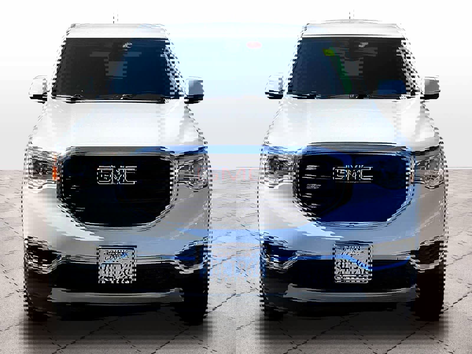 Used 2019 GMC Acadia SLE image 3