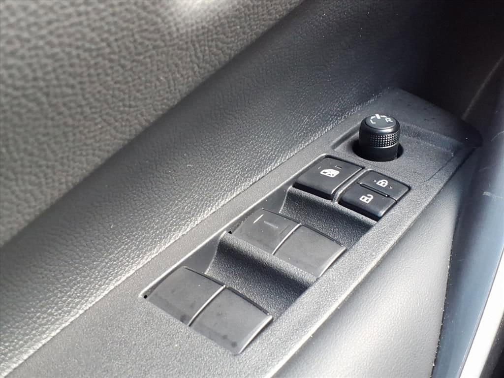 Used 2025 Toyota Corolla SE FWD image 37