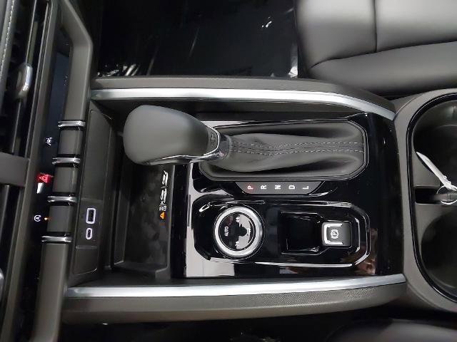New 2026 Chevrolet Colorado LT w/ LT Convenience Package AWD/4WD image 22