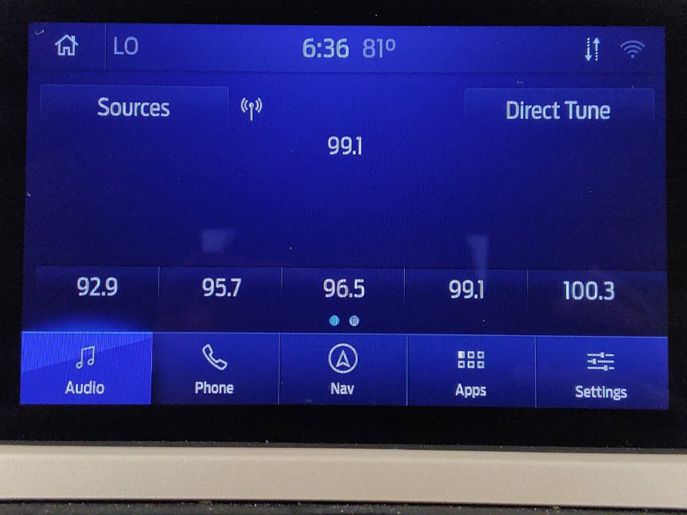 Used 2020 Ford Escape SE FWD image 25