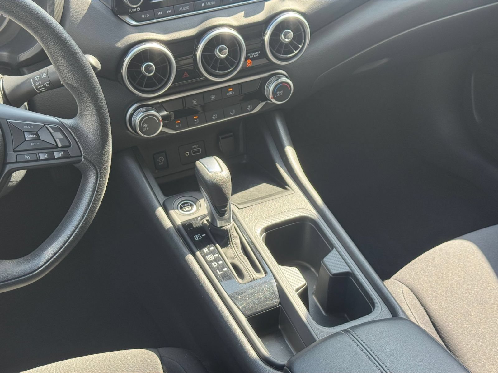 Used 2025 Nissan Sentra S FWD image 39