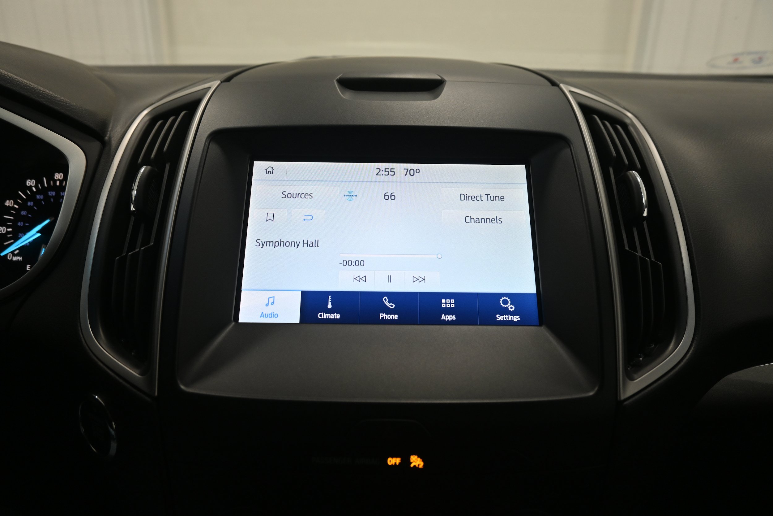 Used 2019 Ford Edge SEL AWD/4WD image 19