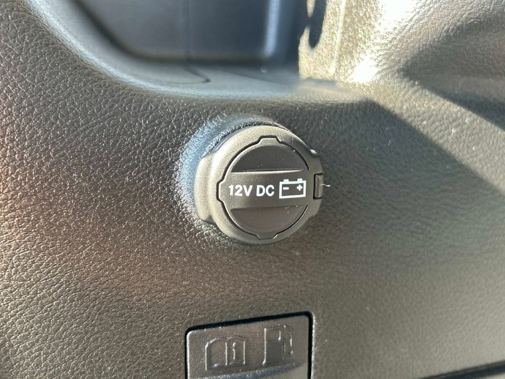 Used 2024 Jeep Wrangler Unlimited w/ Convenience Group AWD/4WD image 12
