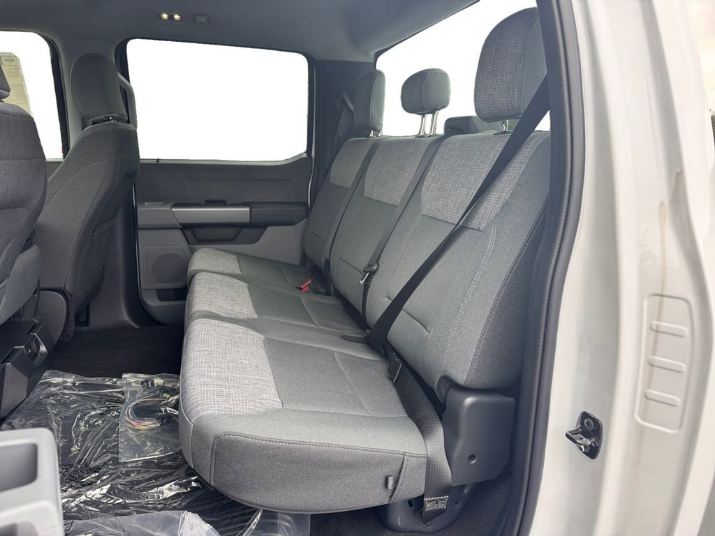 New 2025 Ford F450 XLT w/ XLT Value Package image 16