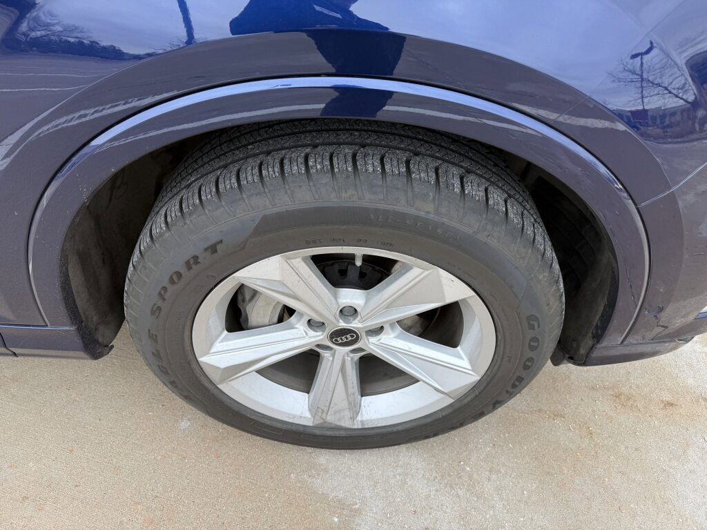 Used 2022 Audi Q7 3.0T Premium image 37