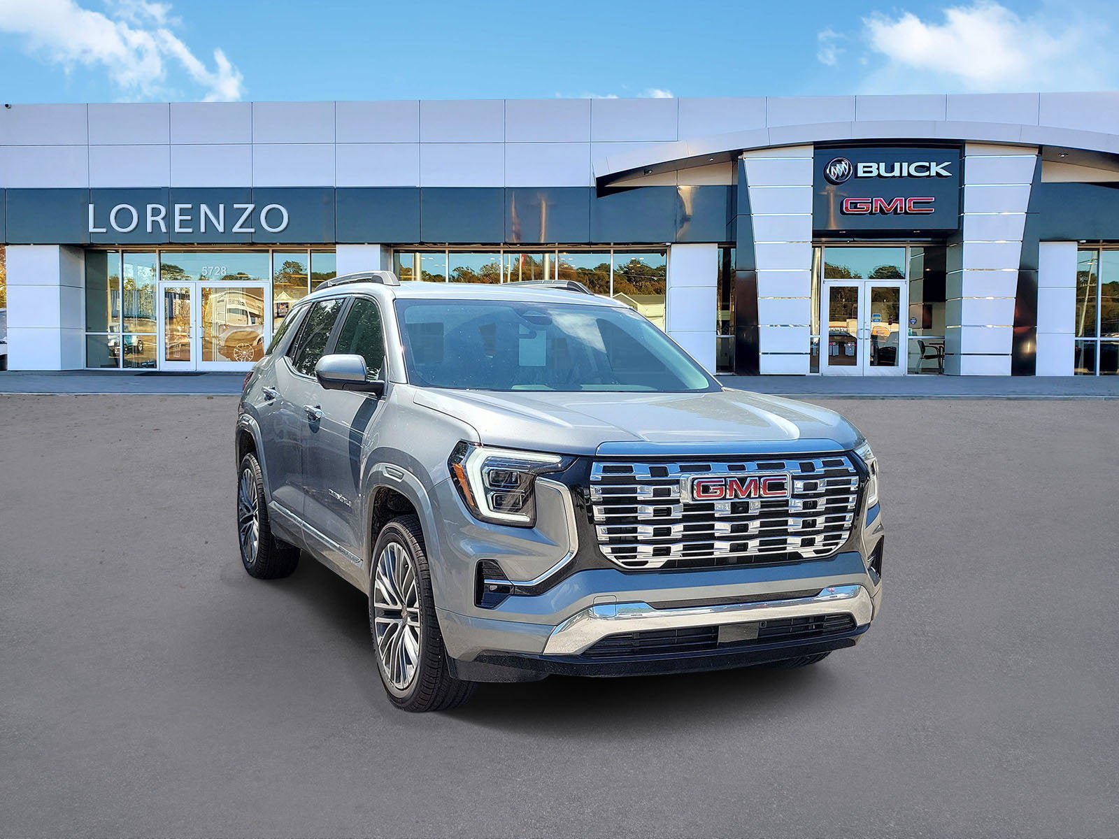 New 2027 GMC Terrain Denali w/ LPO, Floor Liner Package AWD/4WD image 3