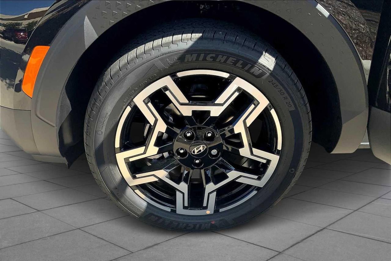 New 2026 Hyundai Santa Cruz Limited image 11