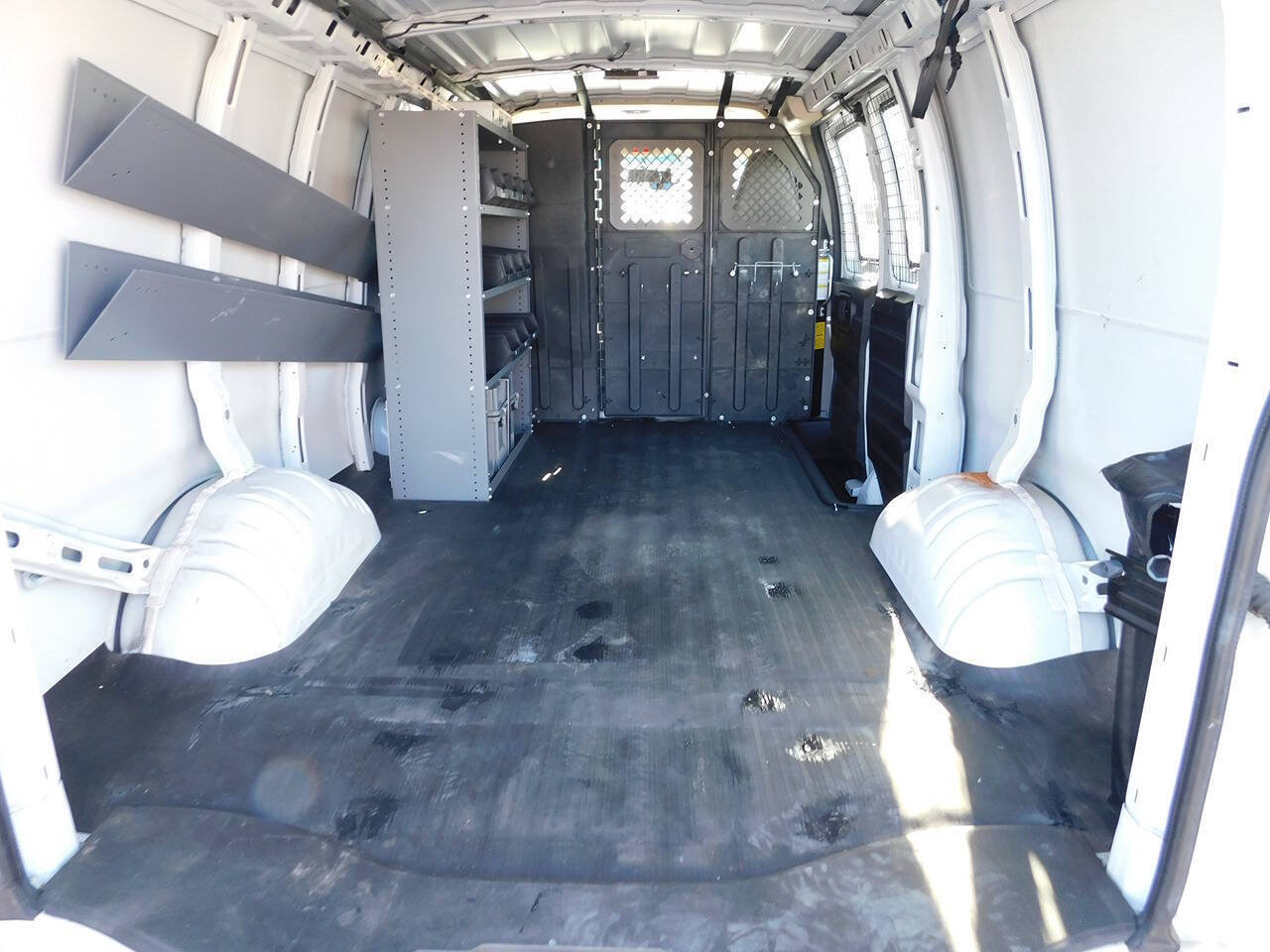 Used 2017 GMC Savana 2500 w/ All Terrain Package RWD image 18