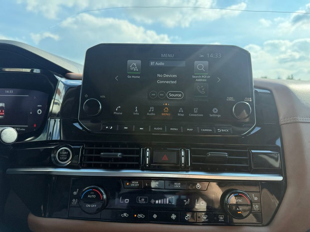 Used 2023 Nissan Pathfinder Platinum FWD image 21