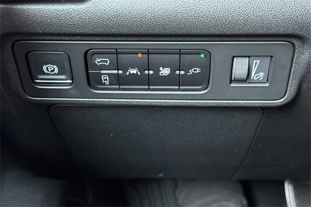 New 2026 GMC Hummer EV SUV w/ LPO, Sport Package image 31