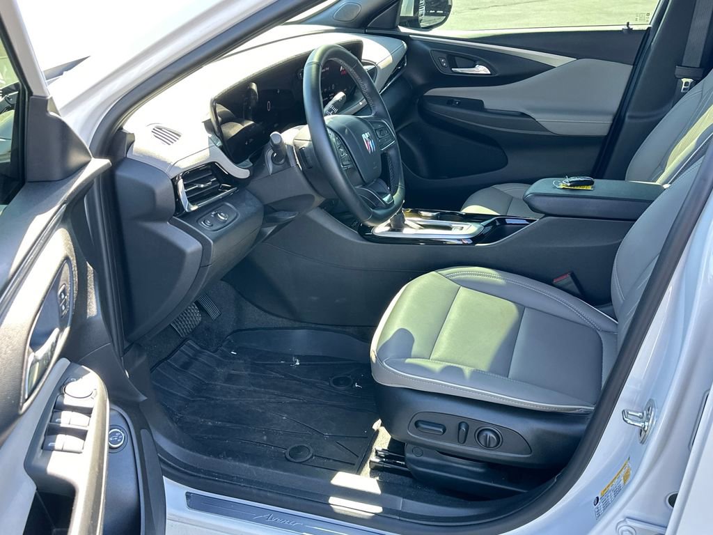 Used 2025 Buick Envista Avenir FWD image 10