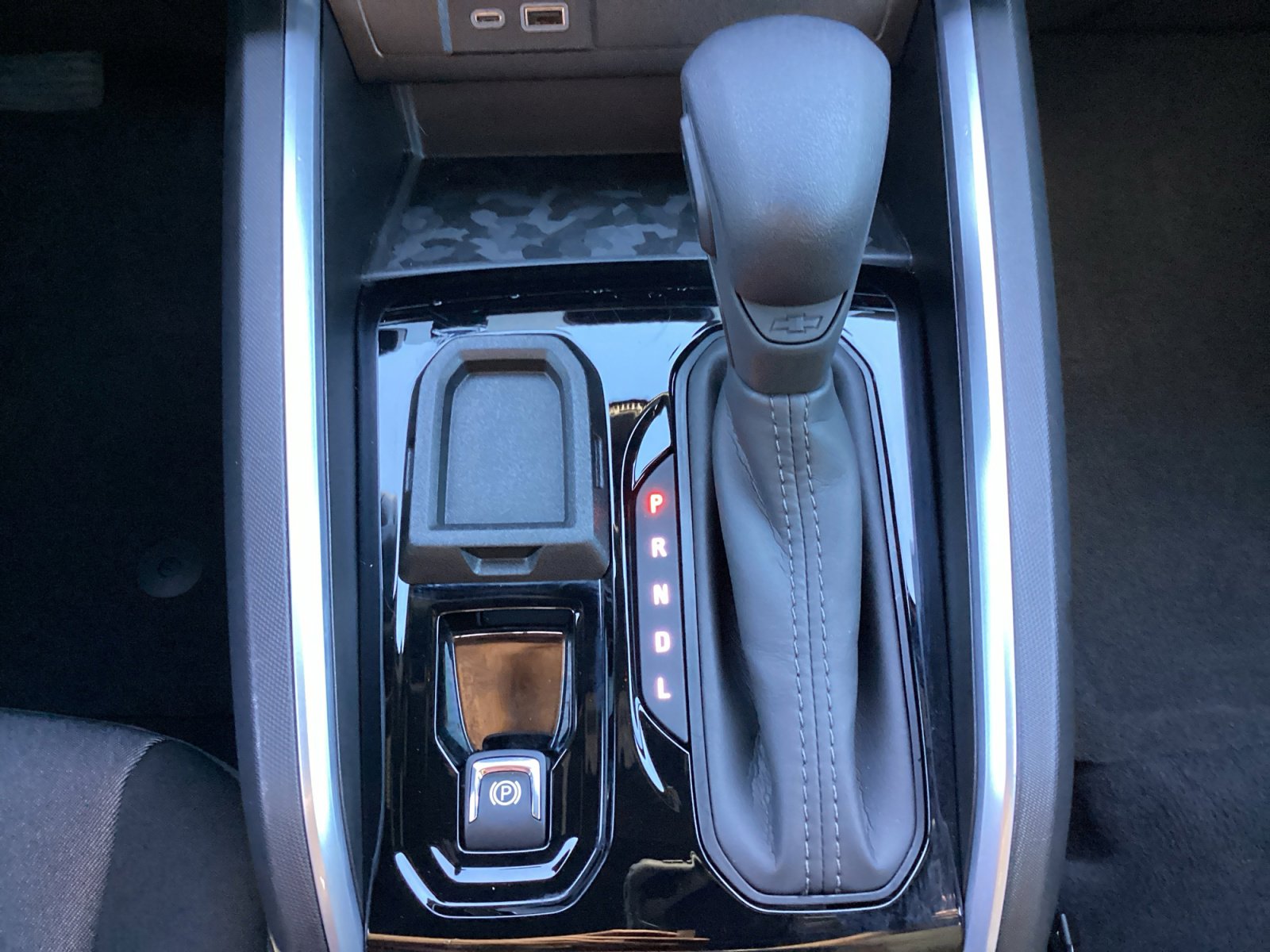 Used 2025 Chevrolet Colorado W/T w/ WT Custom Package image 25