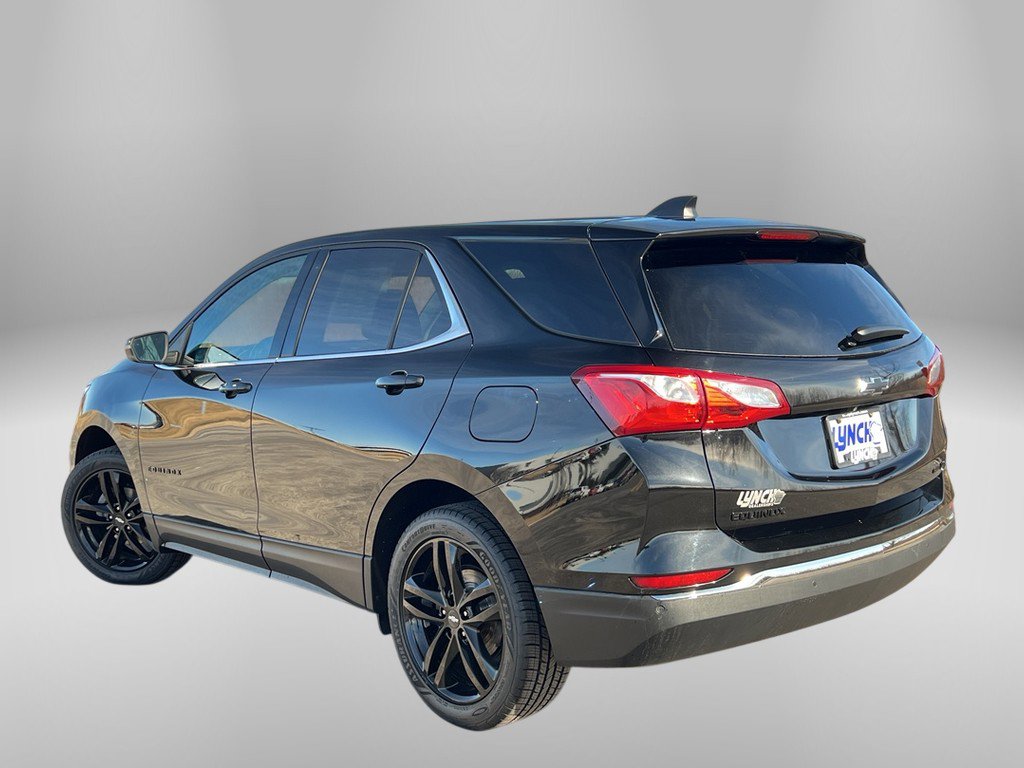 Used 2020 Chevrolet Equinox LT w/ Midnight Edition image 2