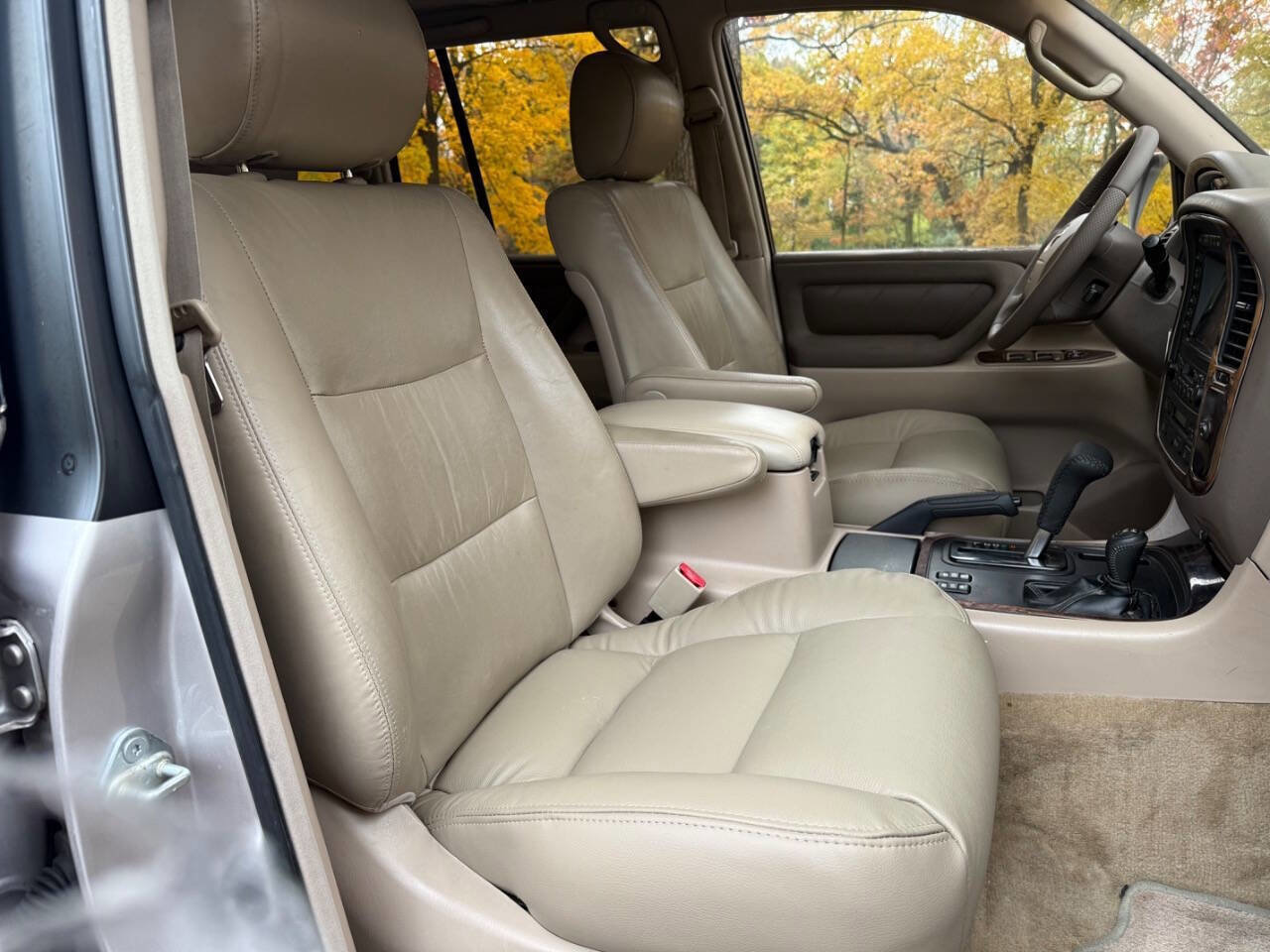 Used 2002 Toyota Land Cruiser image 10