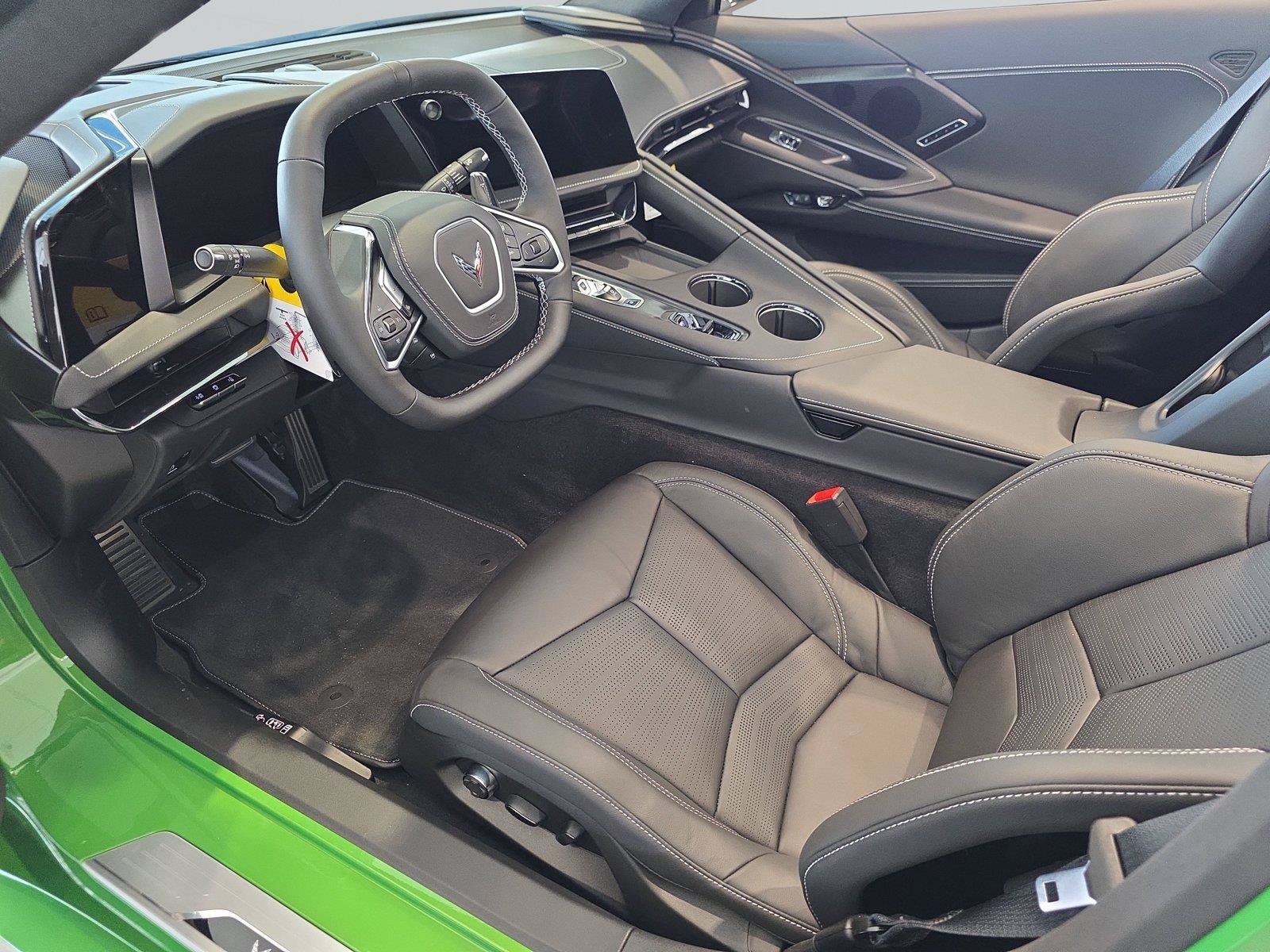 New 2027 Chevrolet Corvette Stingray Convertible w/ Z51 Performance Package RWD image 10