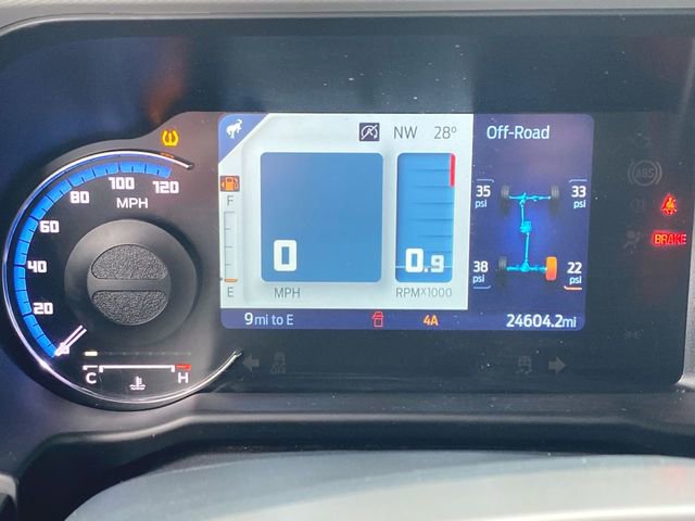 Used 2022 Ford Bronco Badlands image 11