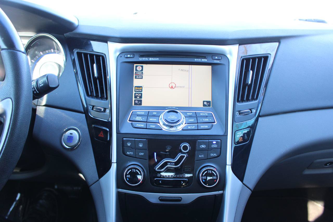 Used 2011 Hyundai Sonata Limited w/ Navigation Pkg 5 FWD image 29