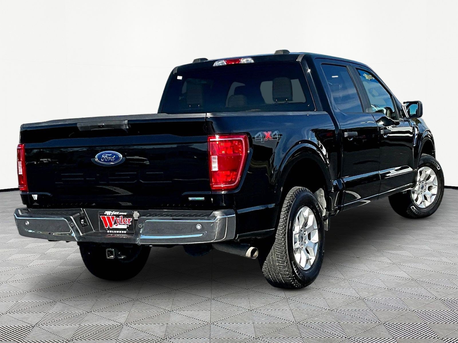 Used 2023 Ford F150 XLT AWD/4WD image 6
