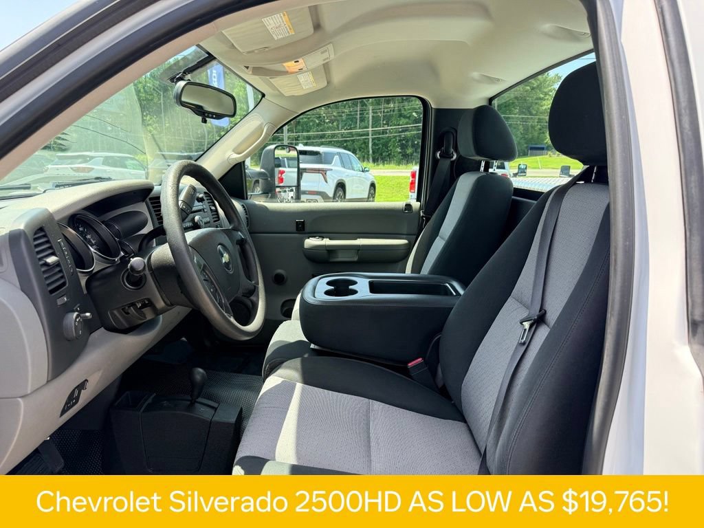 Used 2007 Chevrolet Silverado 2500 W/T w/ LS Package AWD/4WD image 6