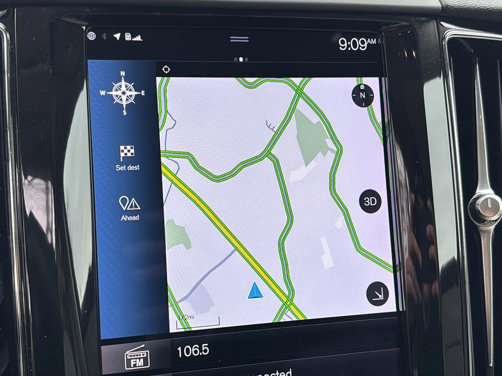 Used 2021 Volvo XC60 T5 Momentum w/ Premium Package image 48