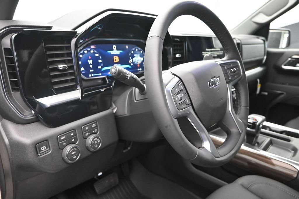 New 2026 Chevrolet Silverado 1500 RST w/ RST All Star Premium Package AWD/4WD image 12