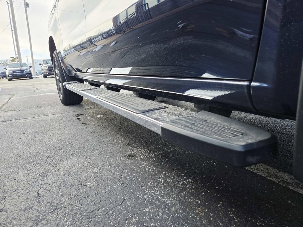 Used 2022 Chevrolet Silverado 1500 LT image 18