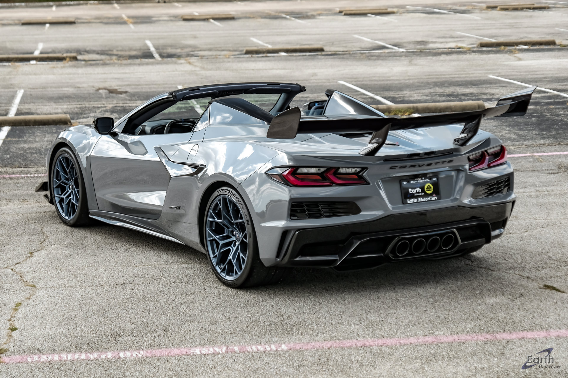 Used 2025 Chevrolet Corvette ZR1 w/ ZR1 Carbon Fiber Aero Package RWD image 15