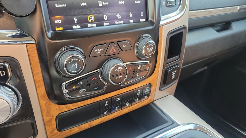 Used 2018 RAM 1500 Laramie Longhorn image 23