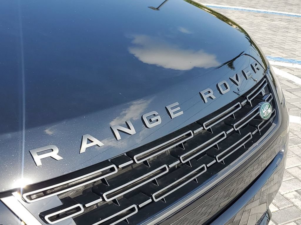 New 2026 Land Rover Range Rover Evoque Dynamic SE AWD/4WD image 9