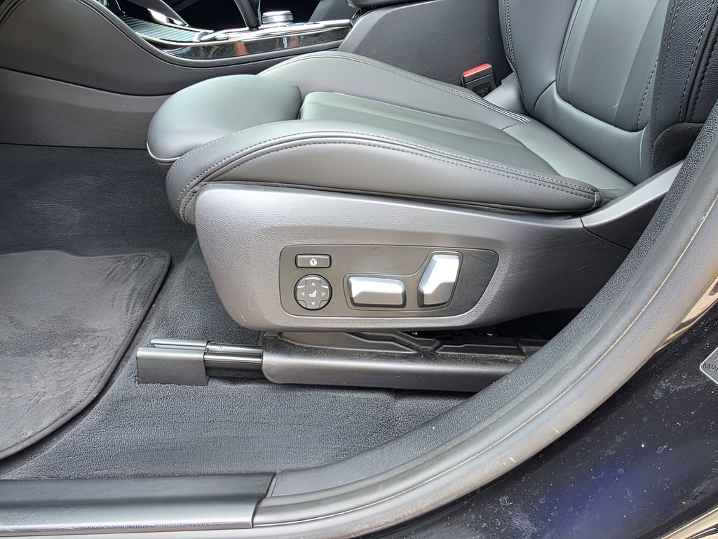 Used 2020 BMW X4 xDrive30i w/ Convenience Package AWD/4WD image 17
