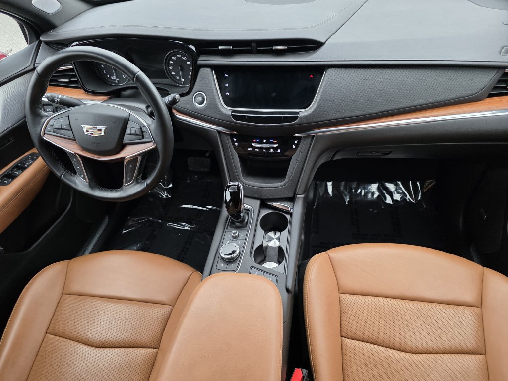Used 2020 Cadillac XT5 Premium Luxury AWD/4WD image 22
