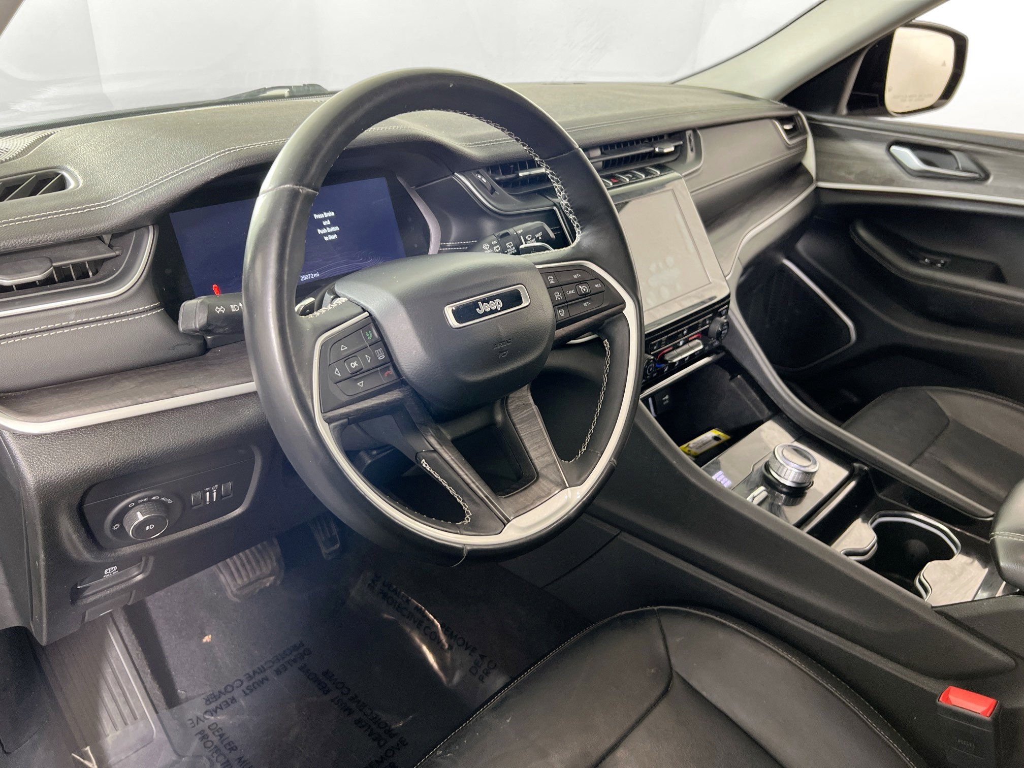 Used 2021 Jeep Grand Cherokee L Limited AWD/4WD image 9