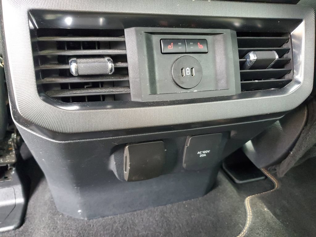 Certified 2024 Ford F250 Platinum AWD/4WD image 14