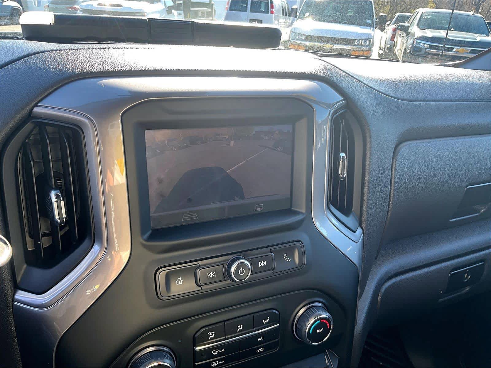 Used 2023 Chevrolet Silverado 1500 Custom AWD/4WD image 18