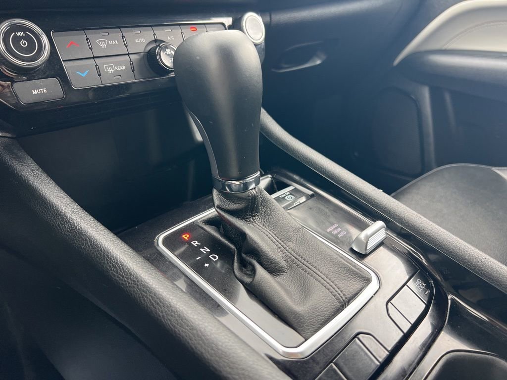 Used 2025 Jeep Compass Limited image 25