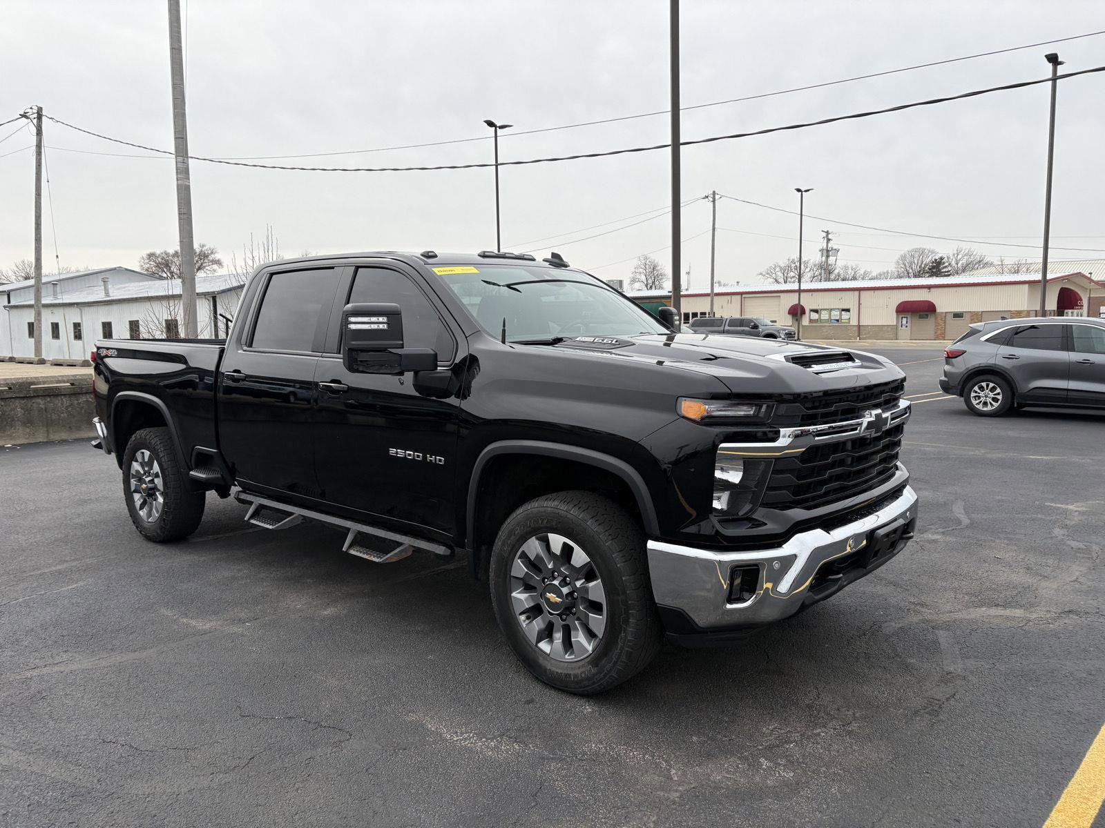 Used 2025 Chevrolet Silverado 2500 LT w/ All Star Edition image 2