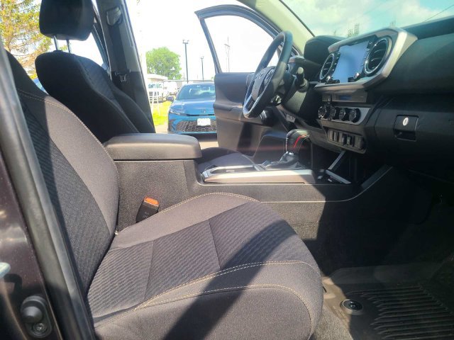 Used 2023 Toyota Tacoma 4x4 Double Cab w/ Trail Edition image 18