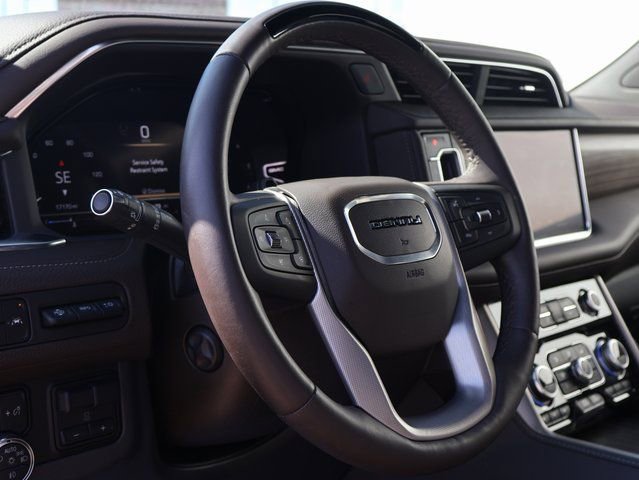 Certified 2024 GMC Yukon Denali w/ Advanced Technology Package AWD/4WD image 29