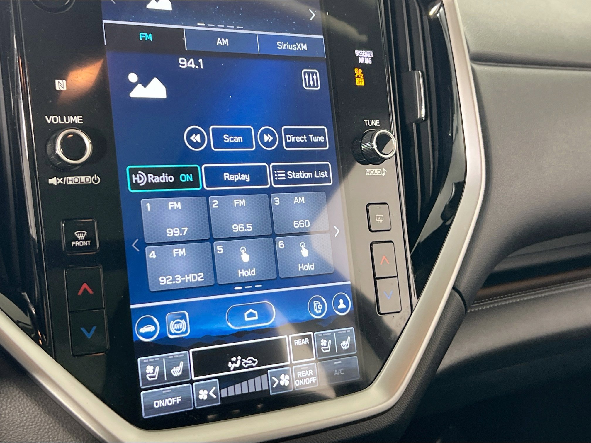 Used 2023 Subaru Ascent Touring AWD/4WD image 15