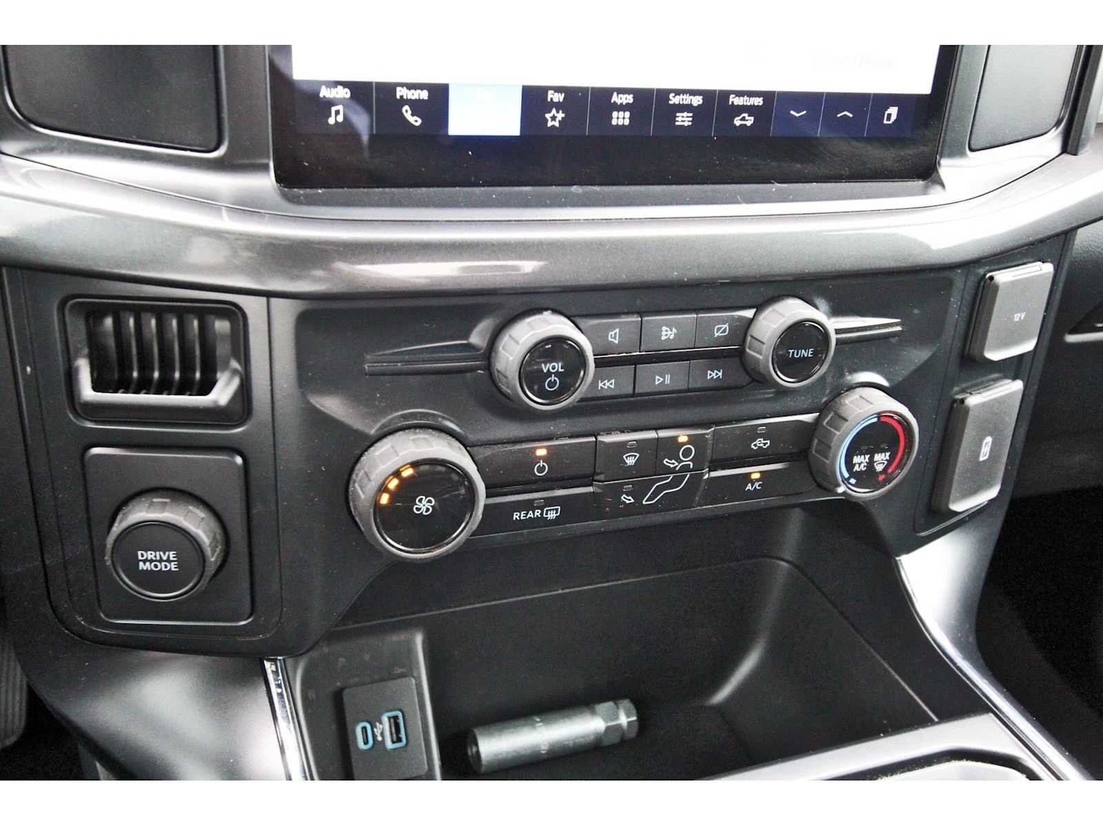 Used 2024 Ford F150 STX RWD image 24