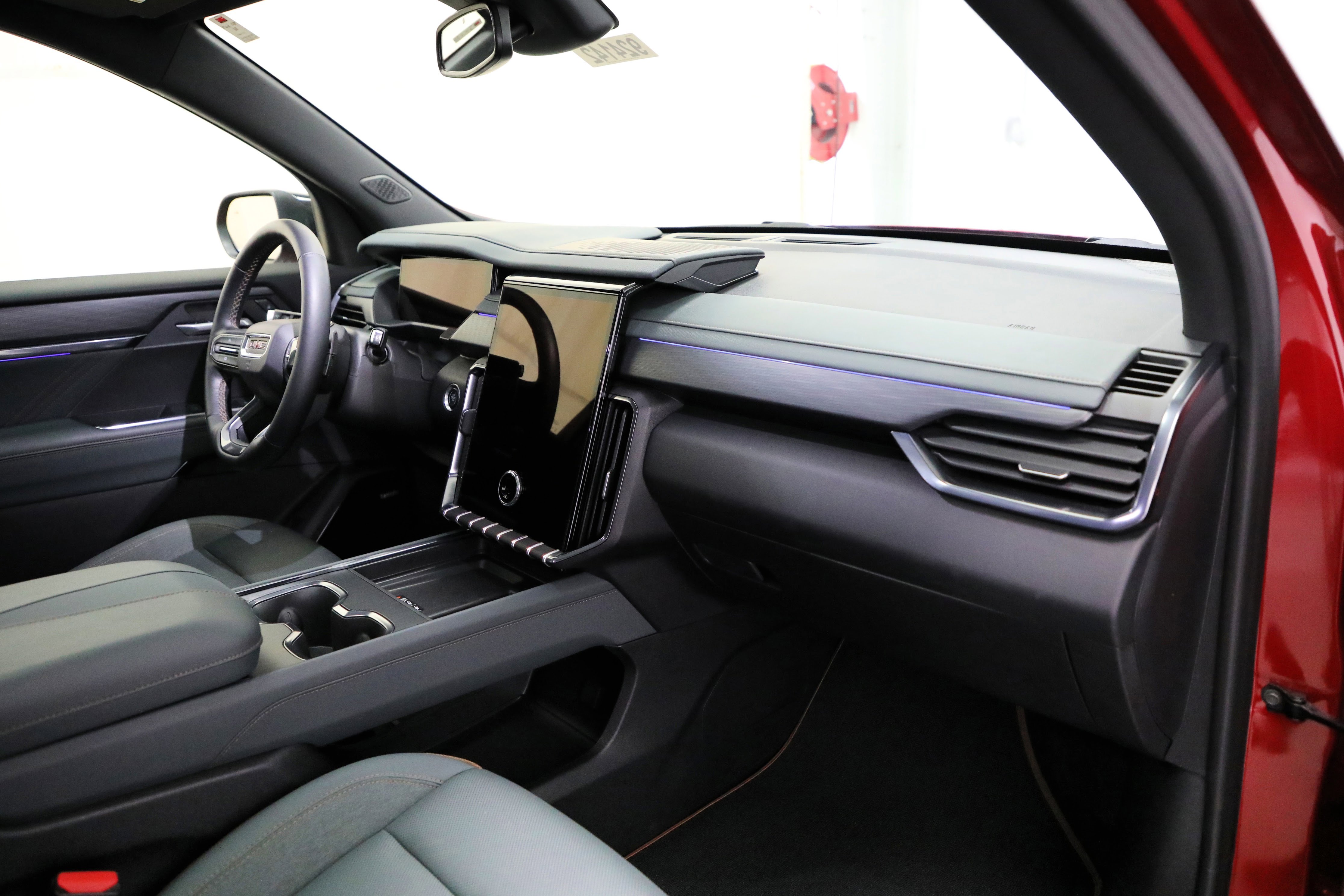 Used 2024 GMC Acadia AT4 image 11