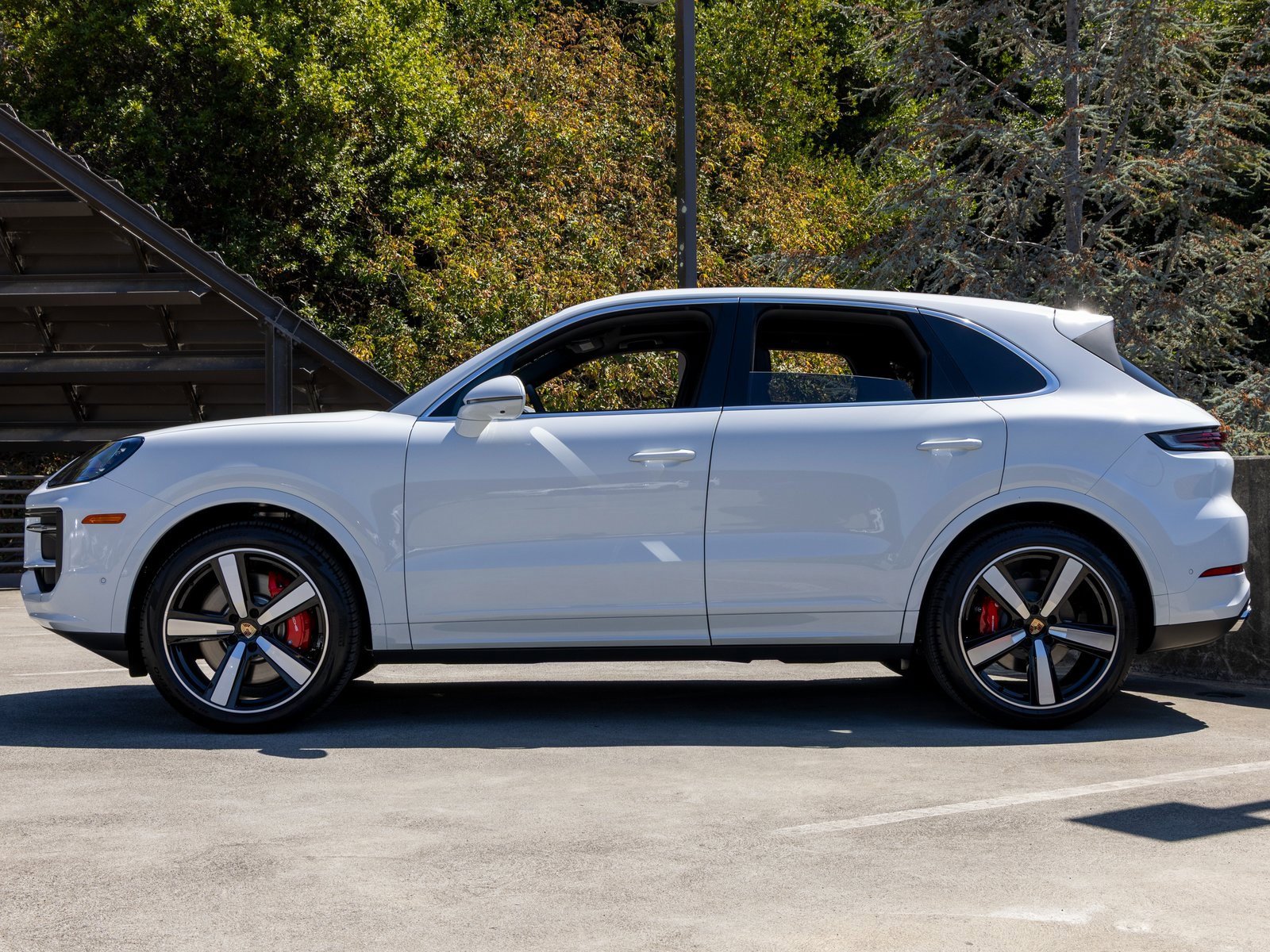 New 2025 Porsche Cayenne S image 2